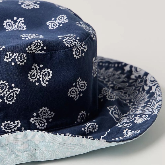 Free People Bandanna Bucket Hat NWT - Picture 4 of 8